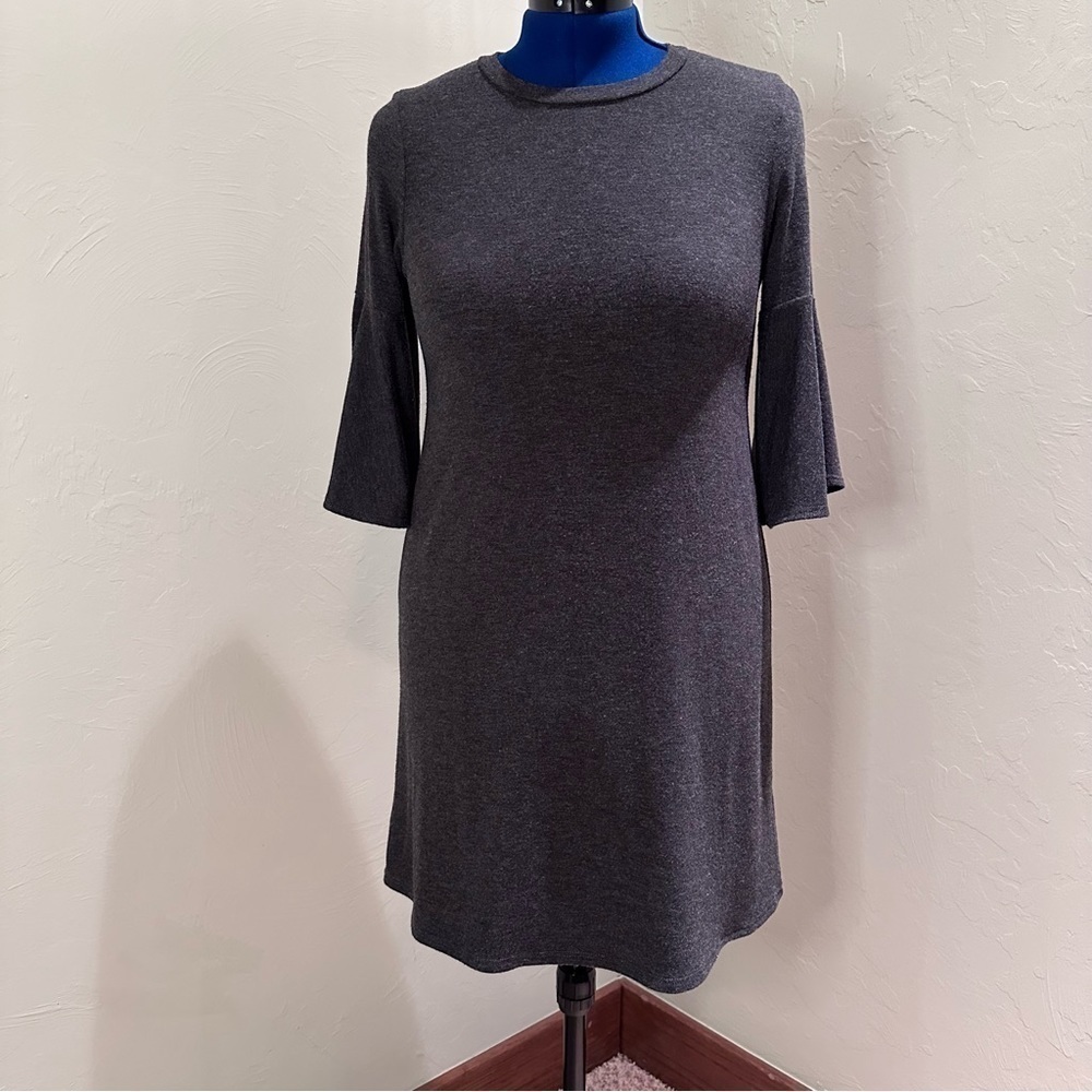 Alya dark gray sweater dress